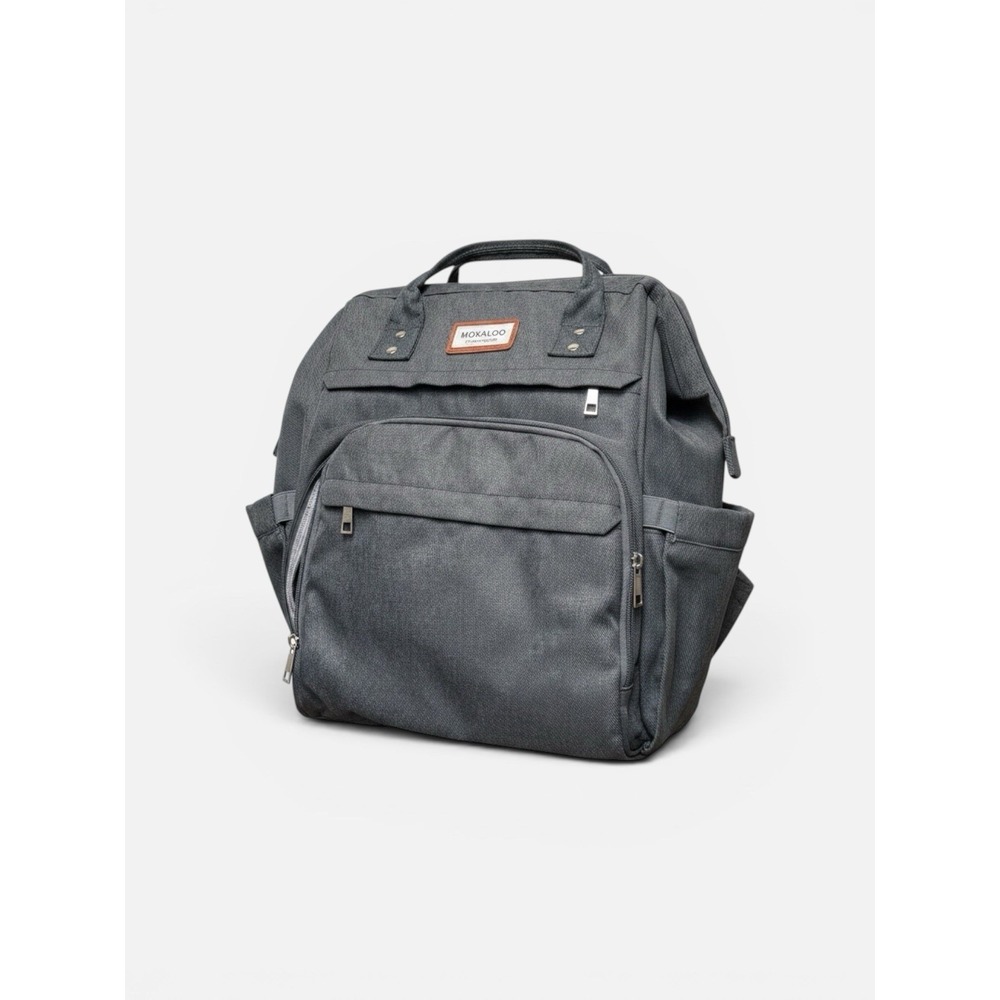 Mokaloo Diaper Bag Preowned Has Stroller Straps Attached.  Lots of pockets